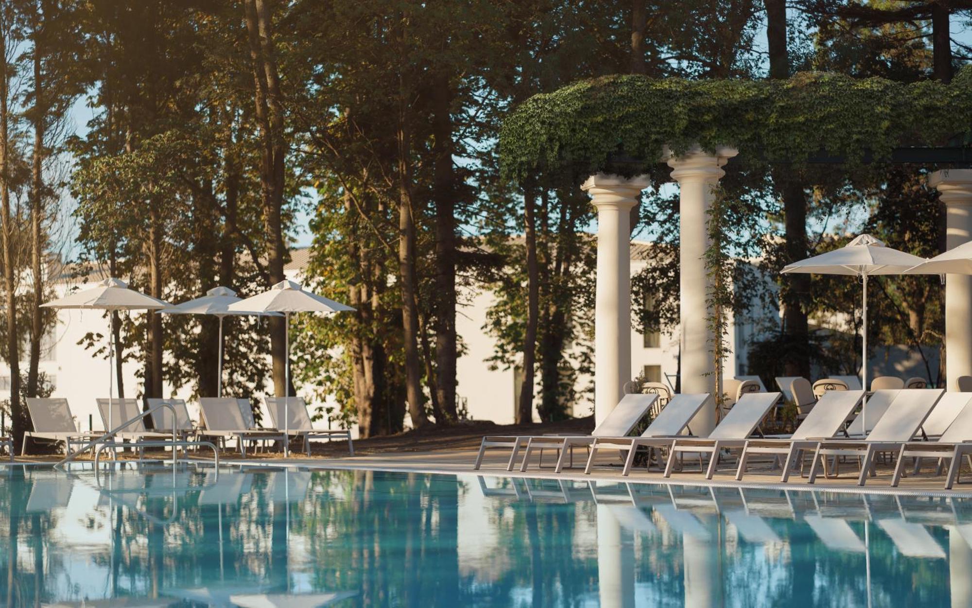 Double Room Pool View Access to AquaHouse Thermal & Beach