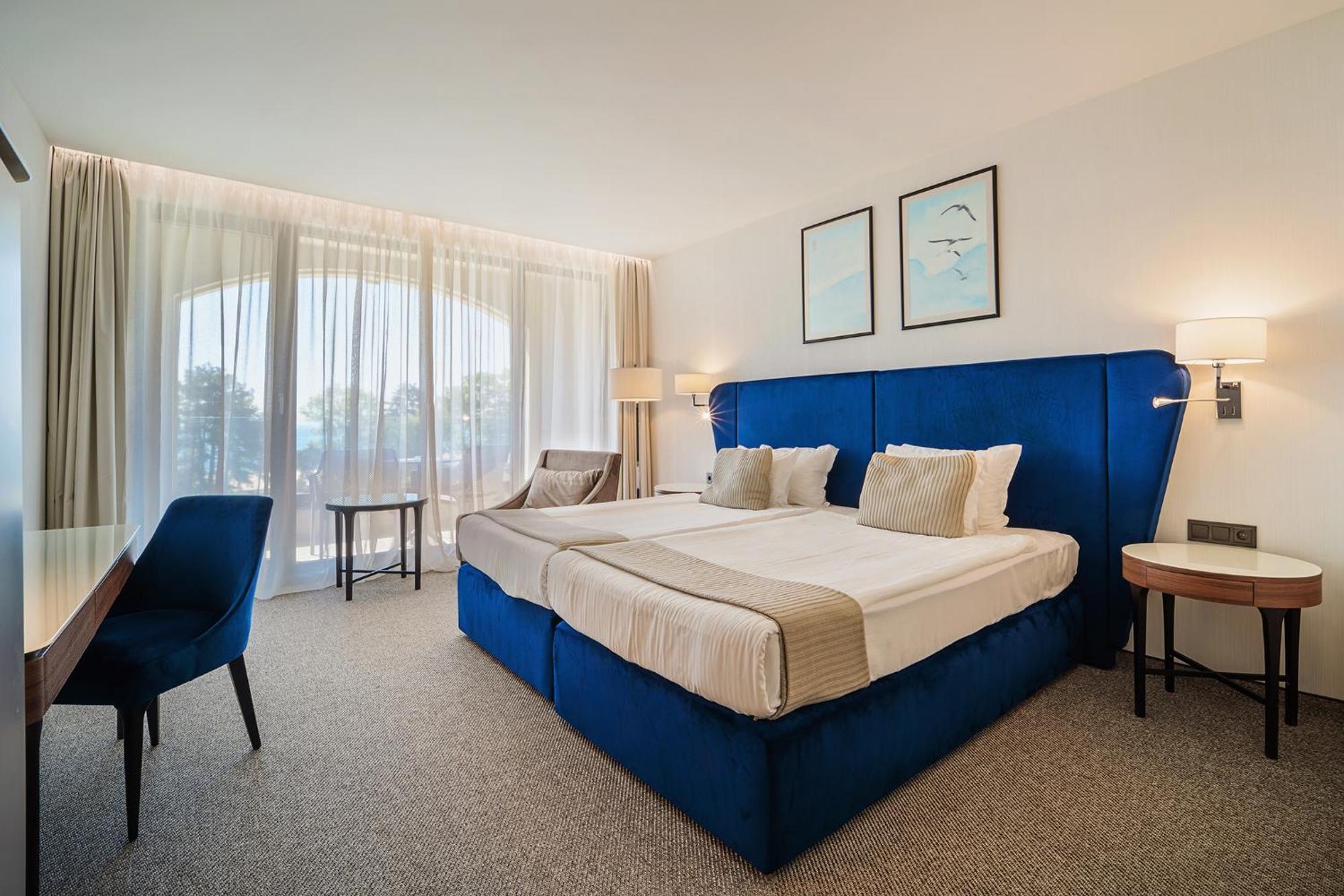 Deluxe Double Room Balcony Sea View Access to AquaHouse Thermal & Beach
